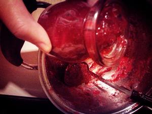 超简单sweet新鲜草莓酱的做法 步骤4