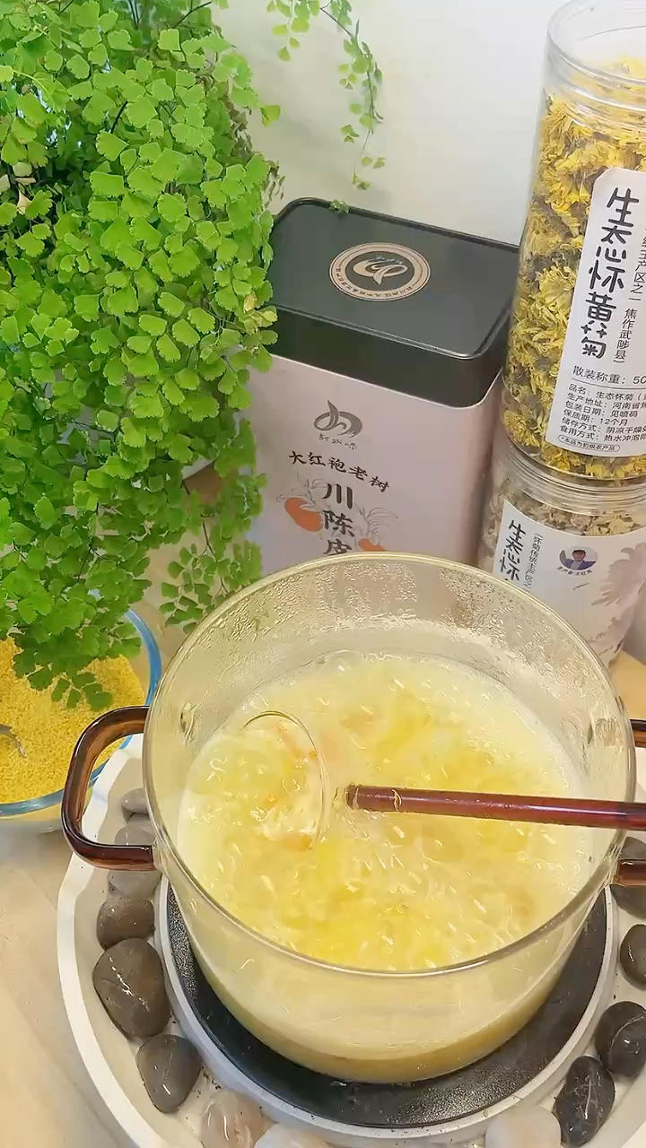 陈皮菊花小米粥