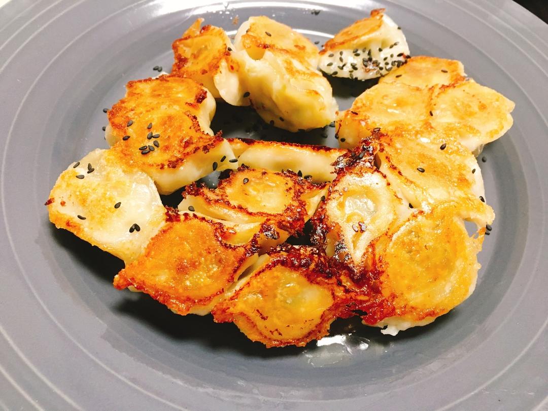 我是一份煎饺（生煎速冻饺）