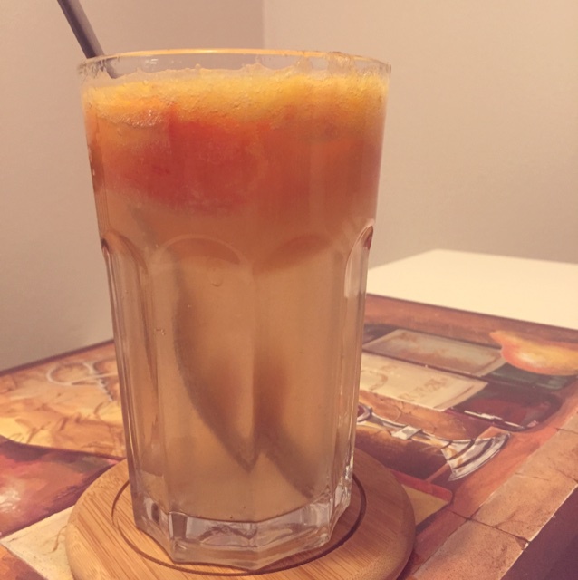 少女特饮蜜桃MOJITO鸡尾酒