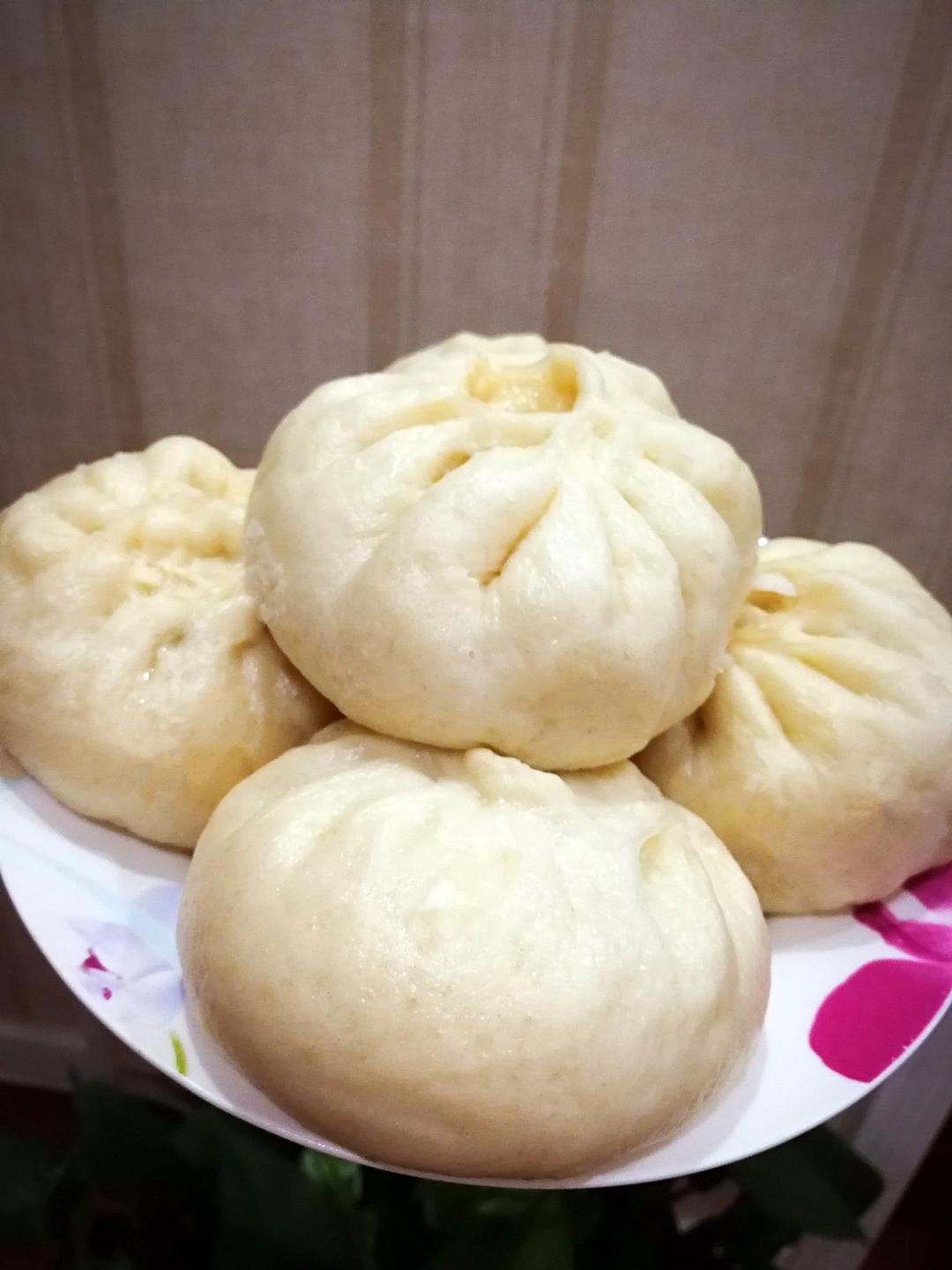 白萝卜芹菜肉包子（揉面包包子有小视频）