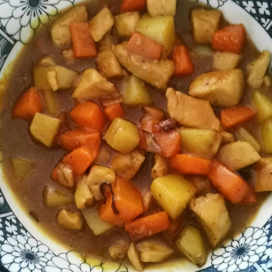 咖喱鸡肉饭