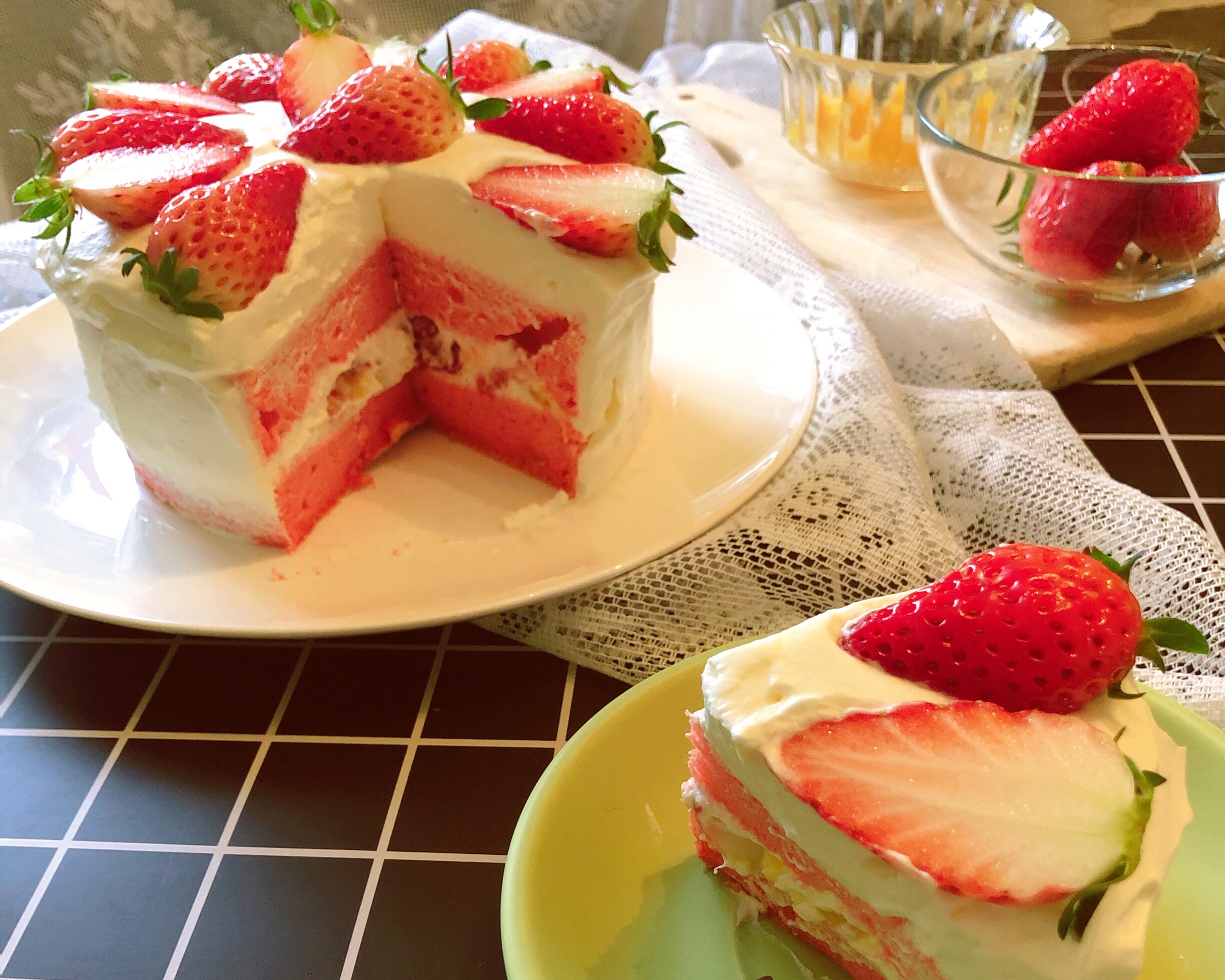 草莓🍓裸蛋糕的做法