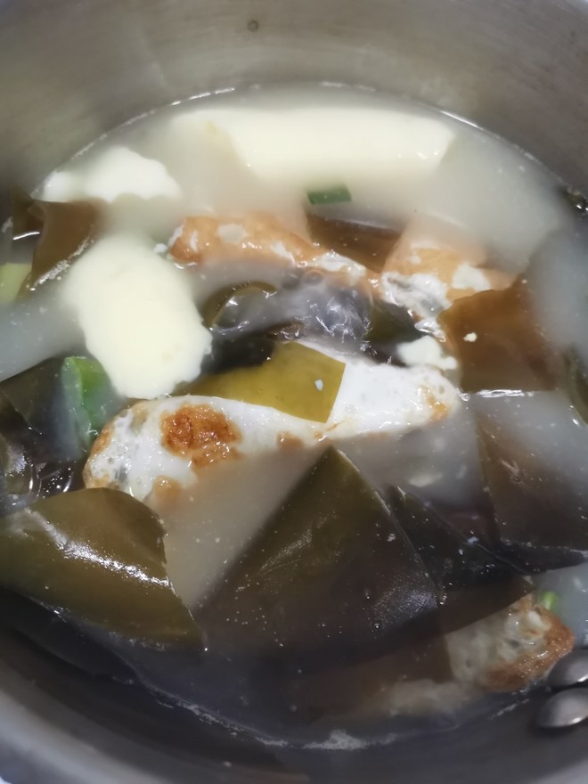 昆布豆腐汤的做法步骤图 昆布豆腐汤怎么做好吃 刘刘小鱼 下厨房 昆布豆腐汤的做法步骤图 昆布豆腐汤怎么做好吃 刘刘小鱼 下厨房