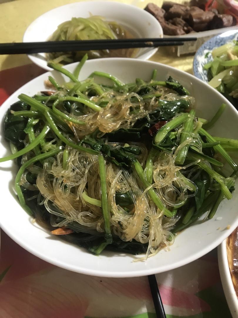 万能凉拌菜料汁（凉拌菠菜粉丝）