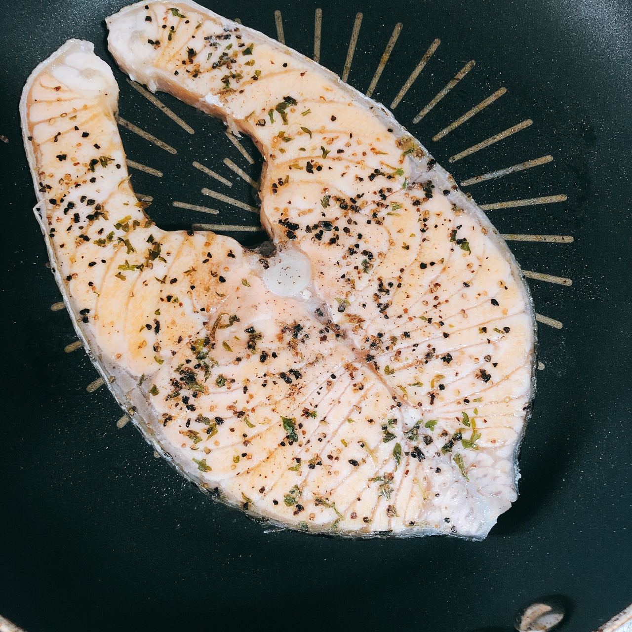 『简单健康』香煎三文鱼排Salmon Steaks的做法 步骤5