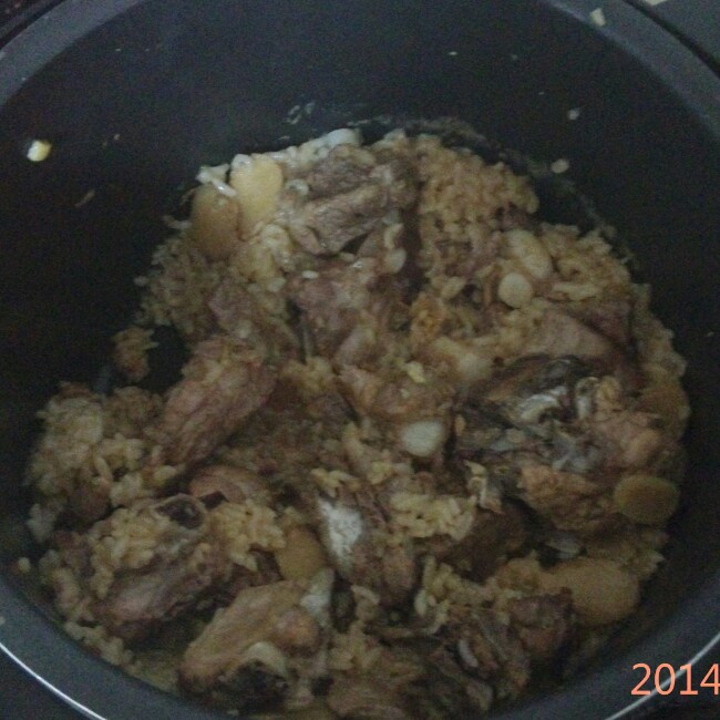 排骨焖饭
