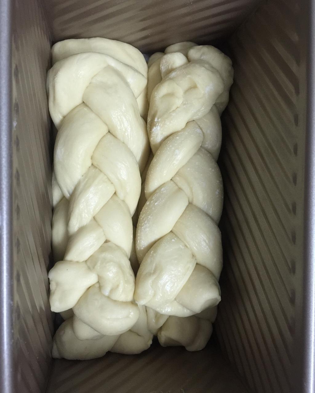软到不知所措的牛奶卷