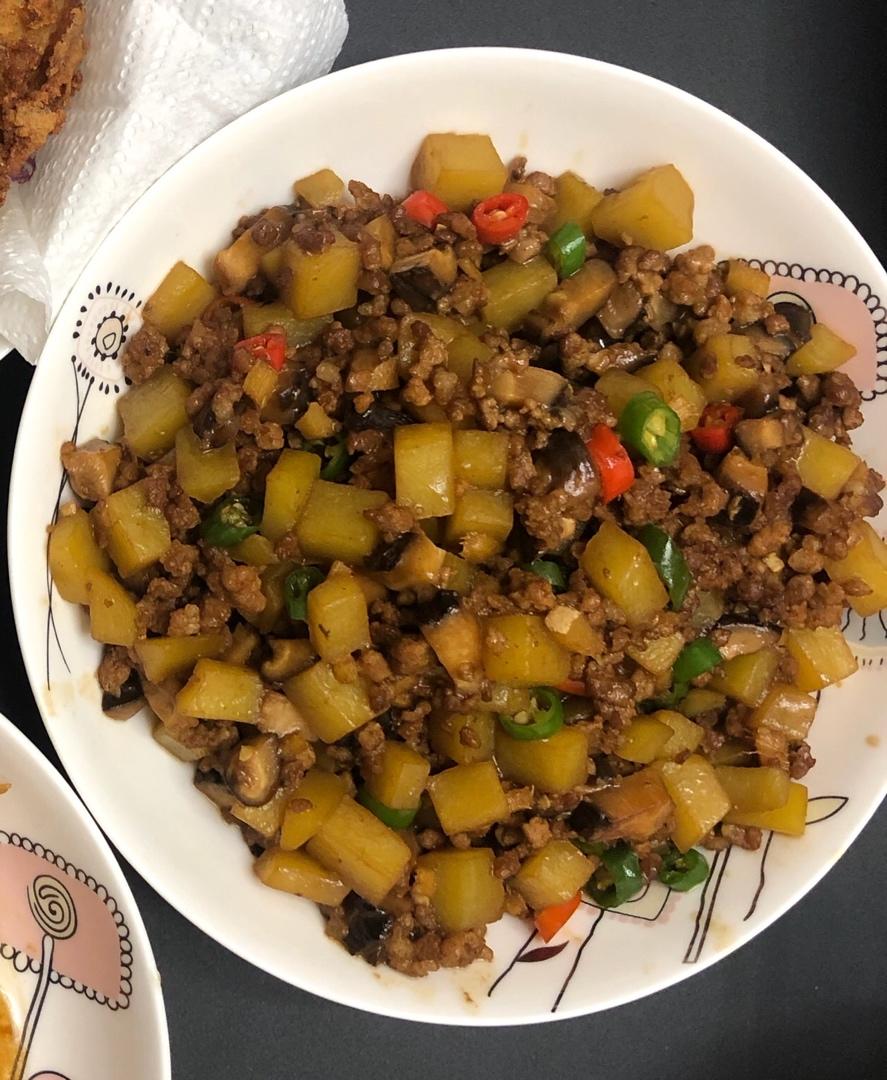 ㊙️香菇土豆肉沫拌饭❗️比外卖还好吃