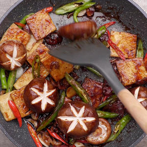 虾米香菇烧豆腐的做法 步骤5