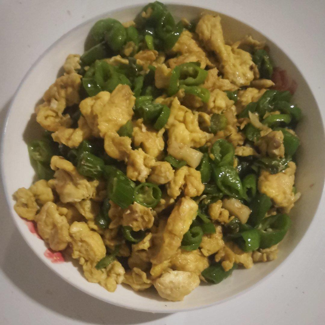厨师长教你：“青椒炒鸡蛋”的家常做法 ,非常下饭
