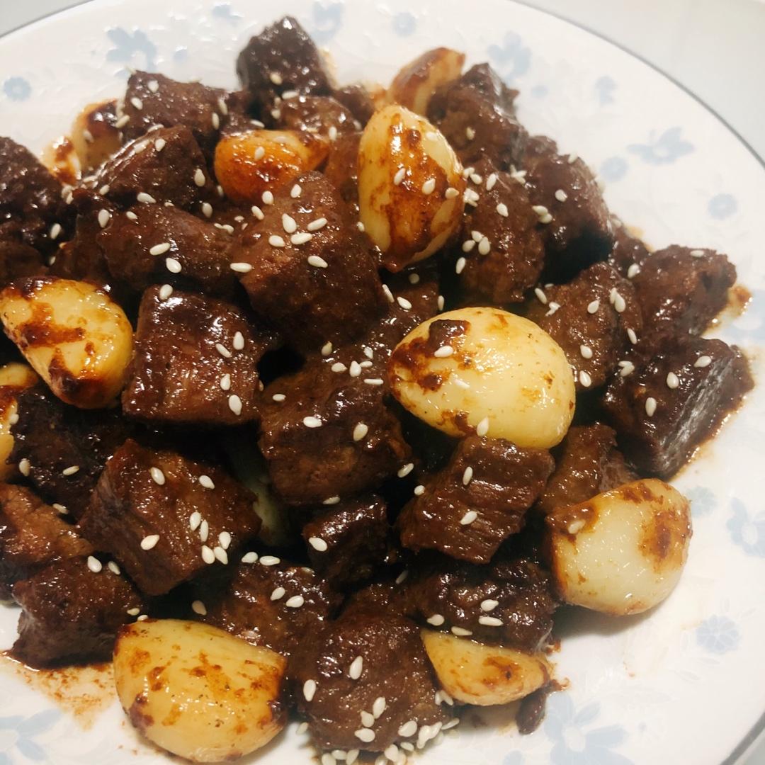 黑蒜子牛肉粒