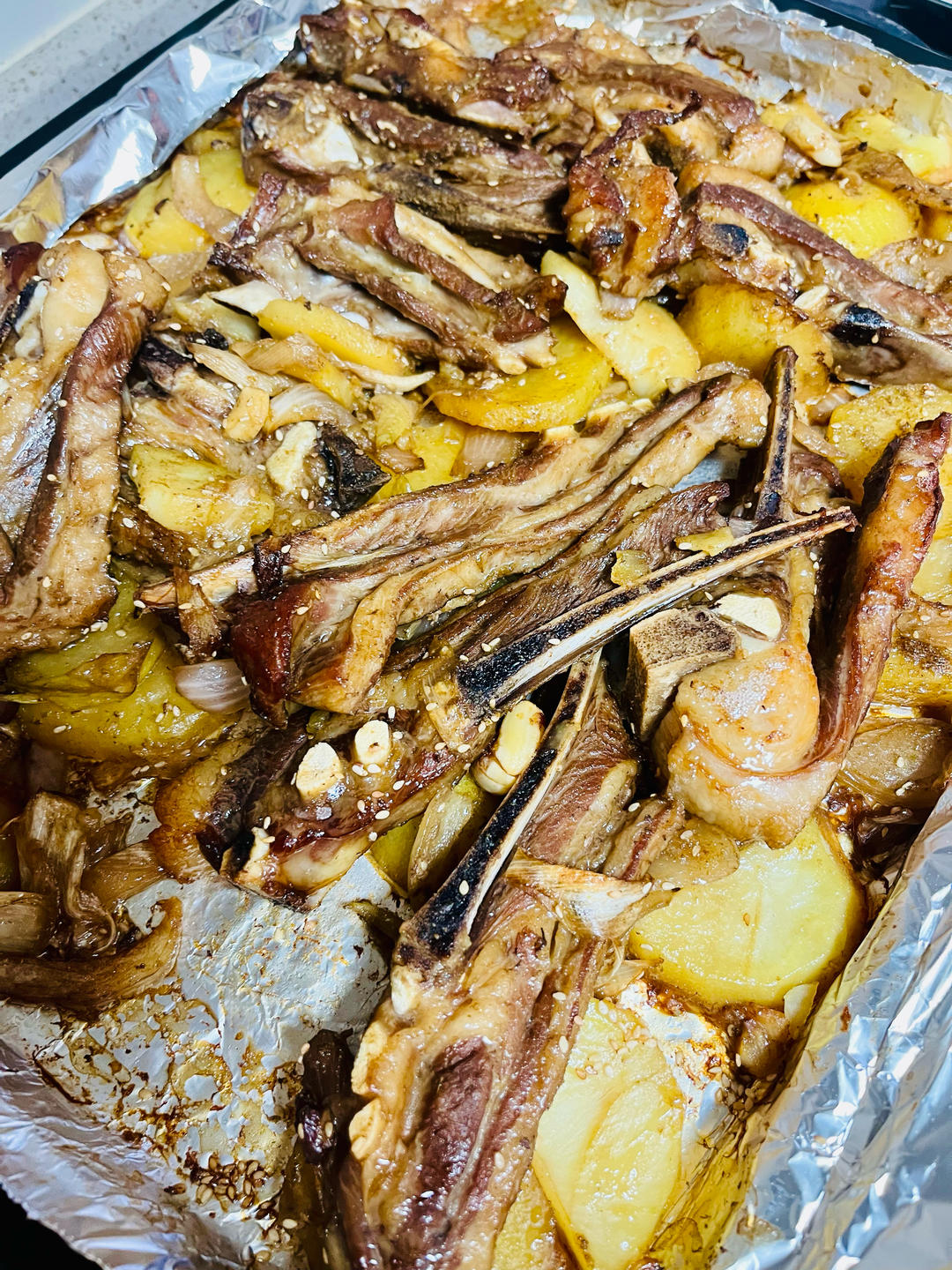 超软糯的烤土豆羊排