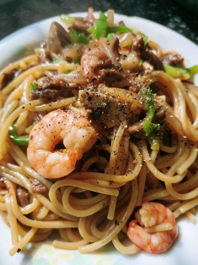 比餐厅好吃的黑椒牛柳意面🍝零失败简单教程