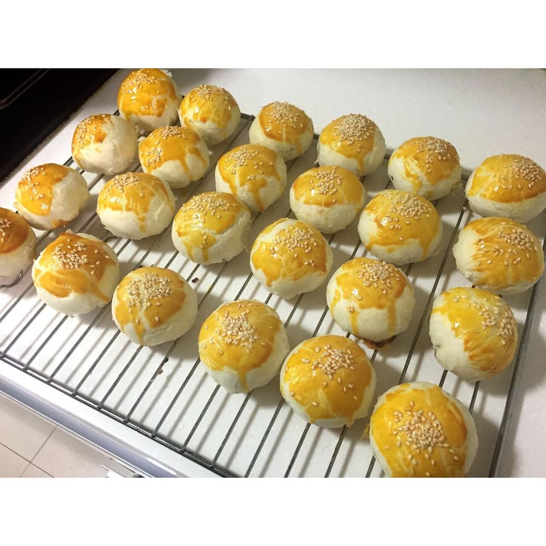 泳式鲜肉榨菜月饼