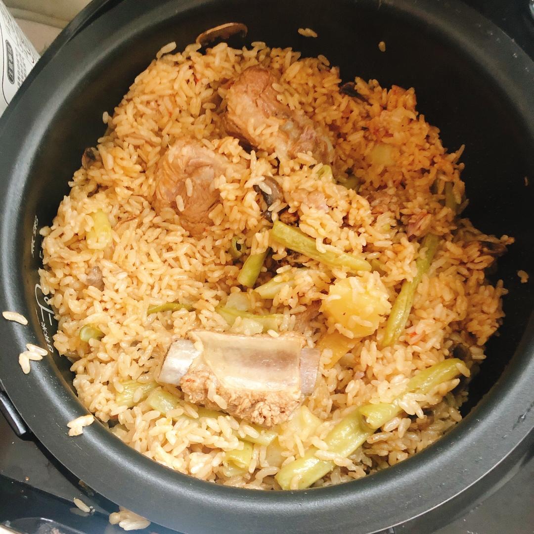 排骨豆角焖饭