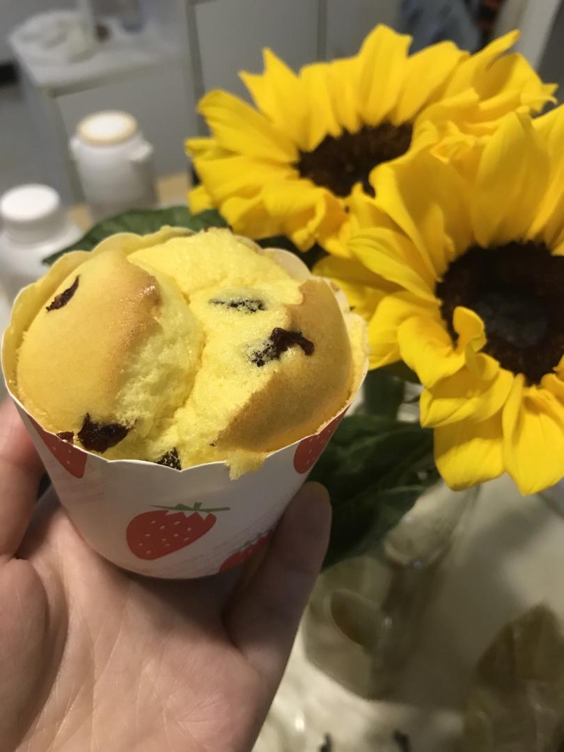 纸杯蛋糕（蔓越莓版可爱到爆）