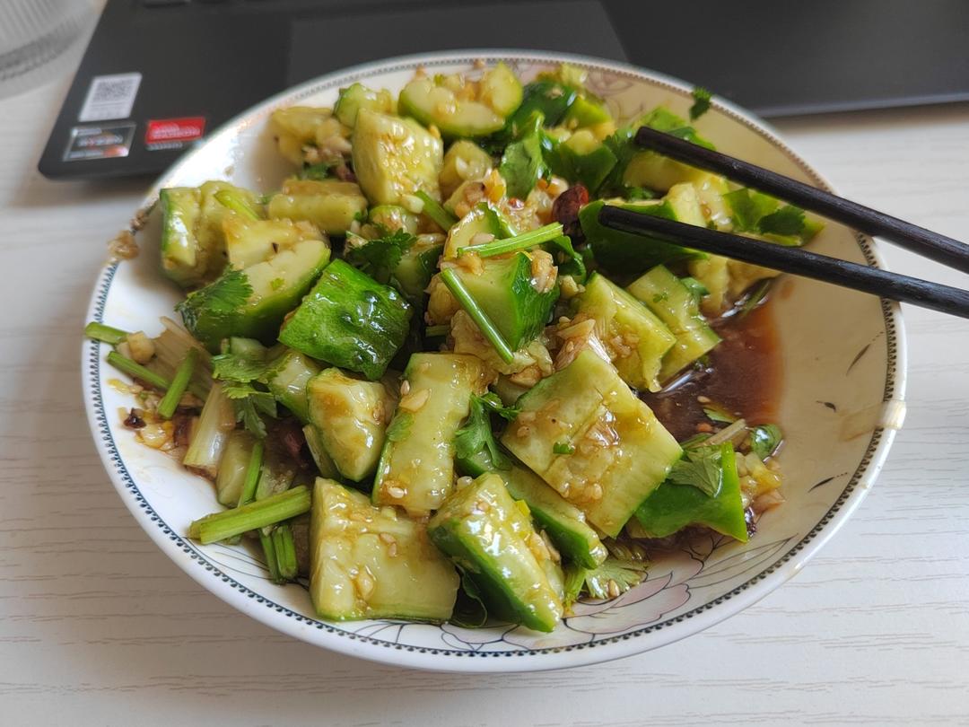 🌈酸酸辣辣巨开胃～超过瘾的凉拌黄瓜