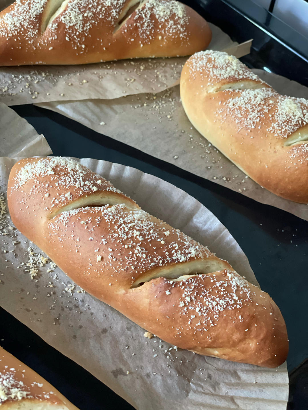 爆汁德式香肠面包｜大口吃肉肉｜发酵时间短｜快手好吃｜无需手套膜｜可做无油无糖