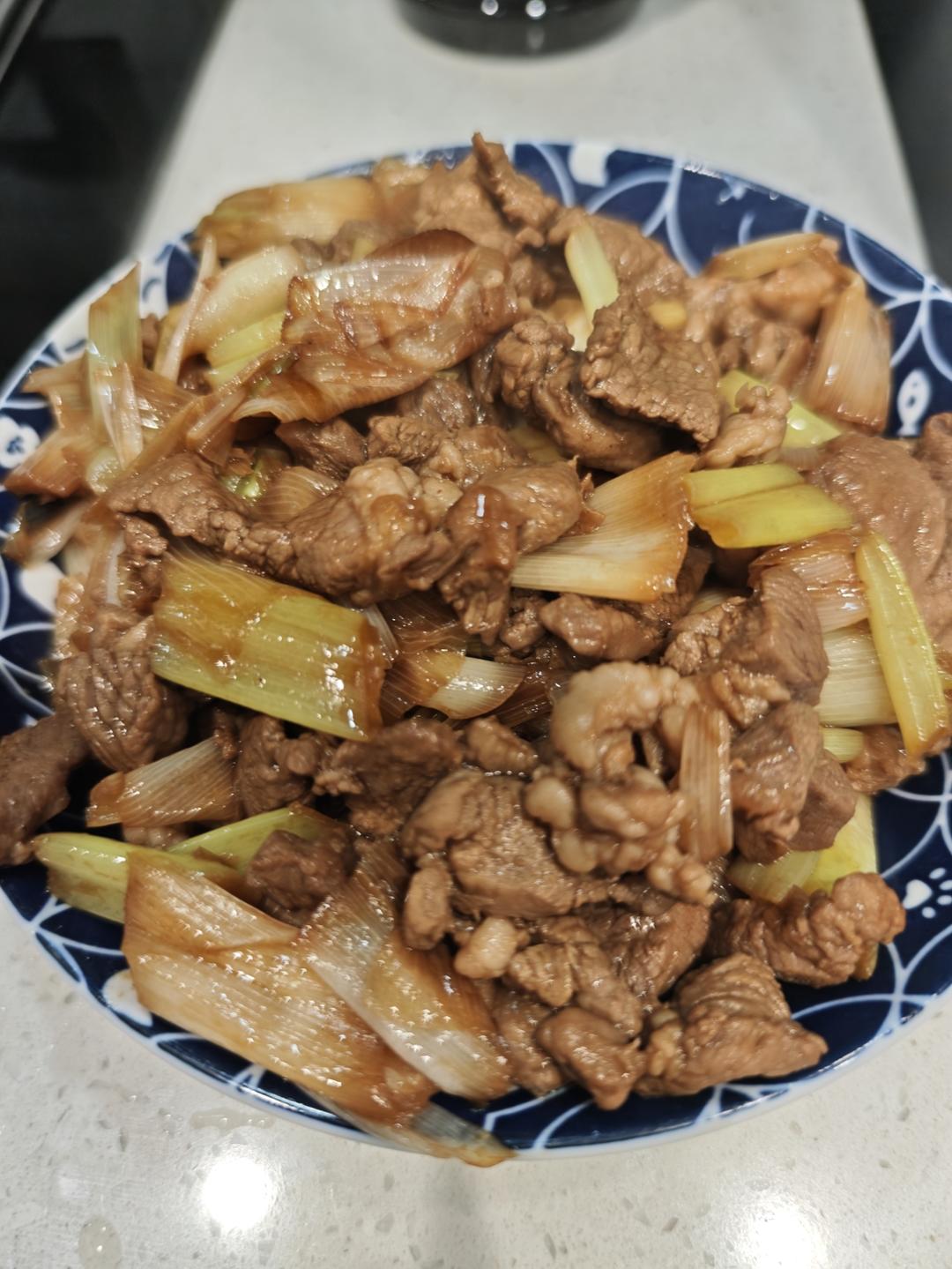【嗷呜】老北京葱爆羊肉
