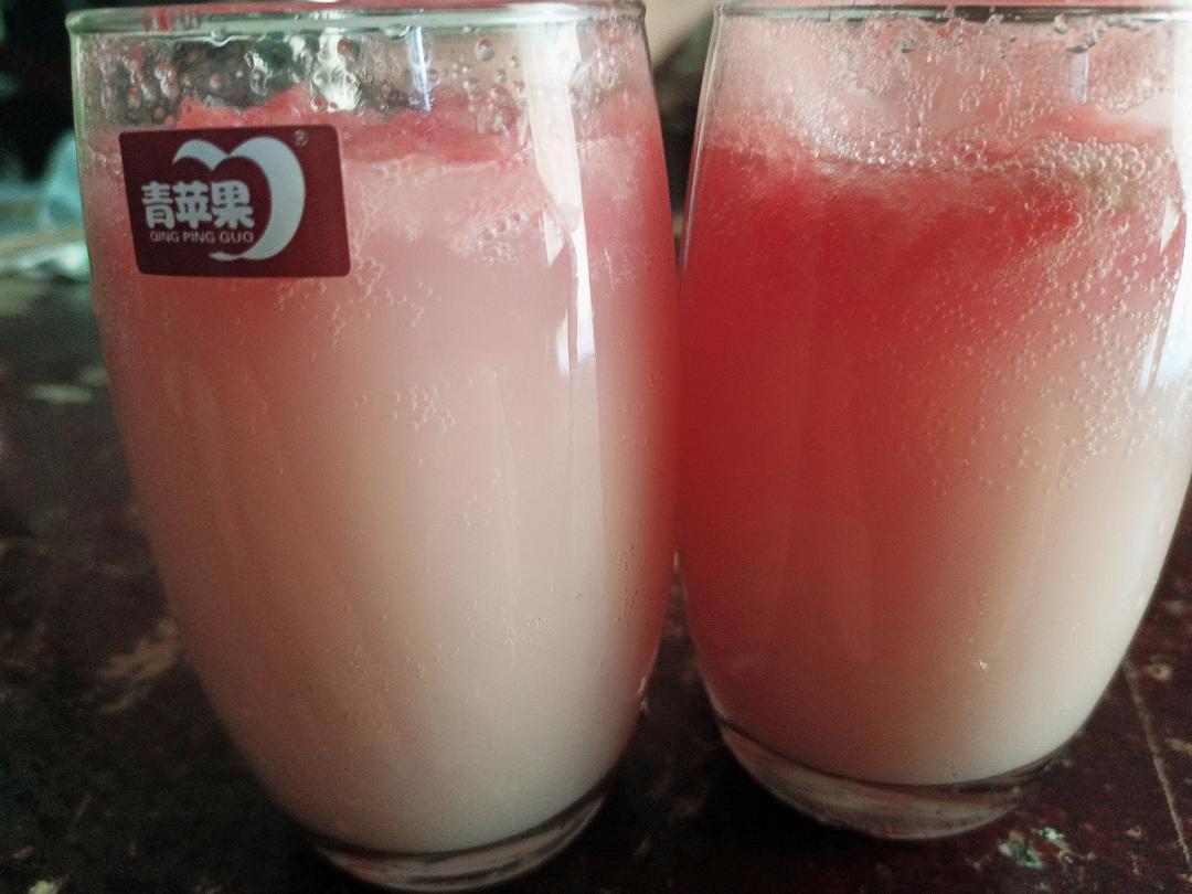 巨好喝西瓜养乐多