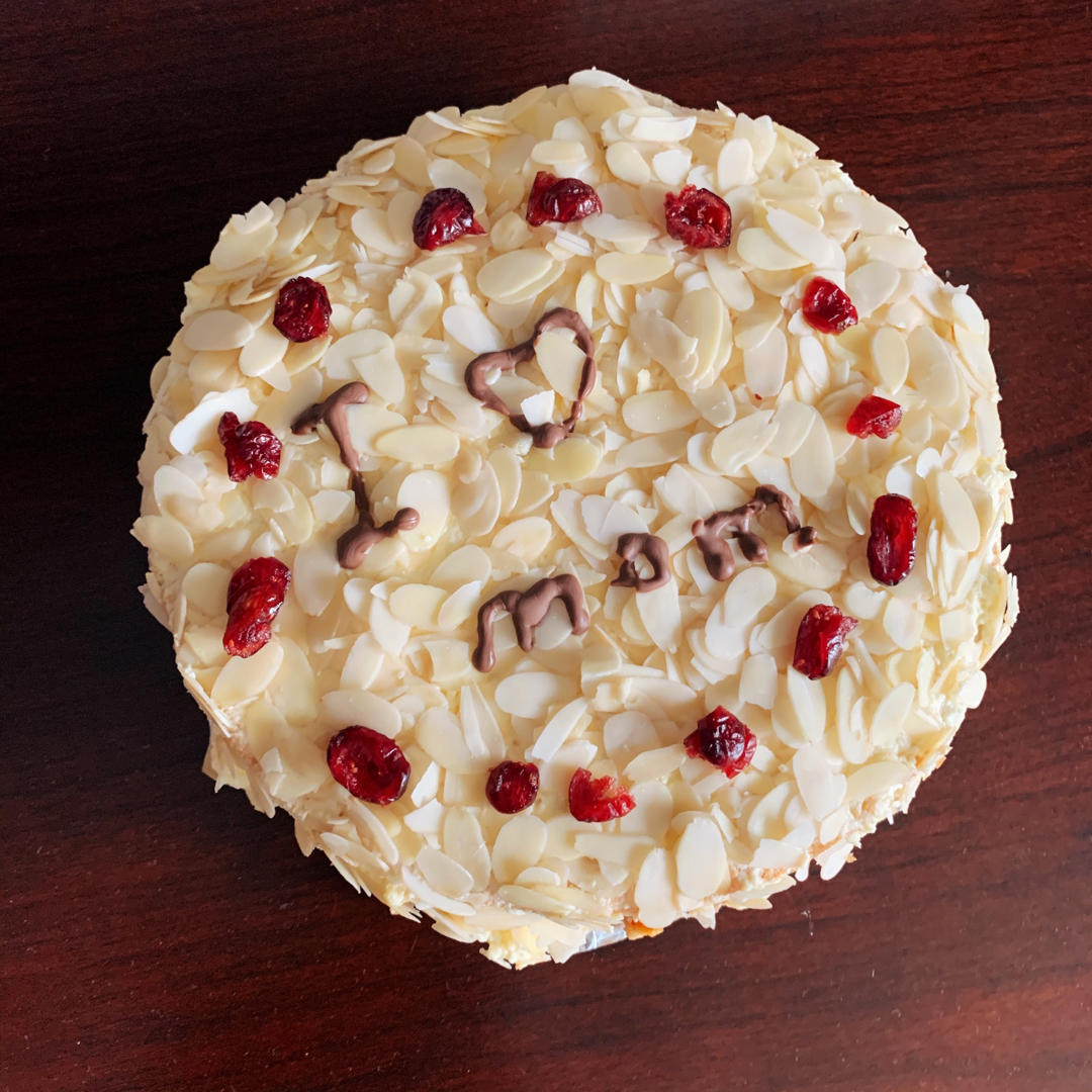 《杏仁咸奶油蛋糕》