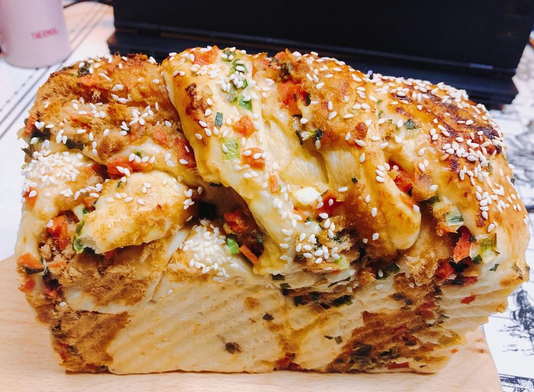 香葱肉松手撕吐司