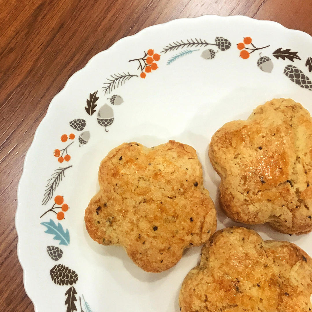 完美裂纹～百分百成功的超好吃奶香司康（禁止搬运）