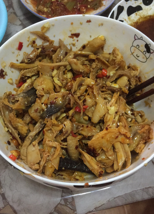 家常香嫩手撕鸡