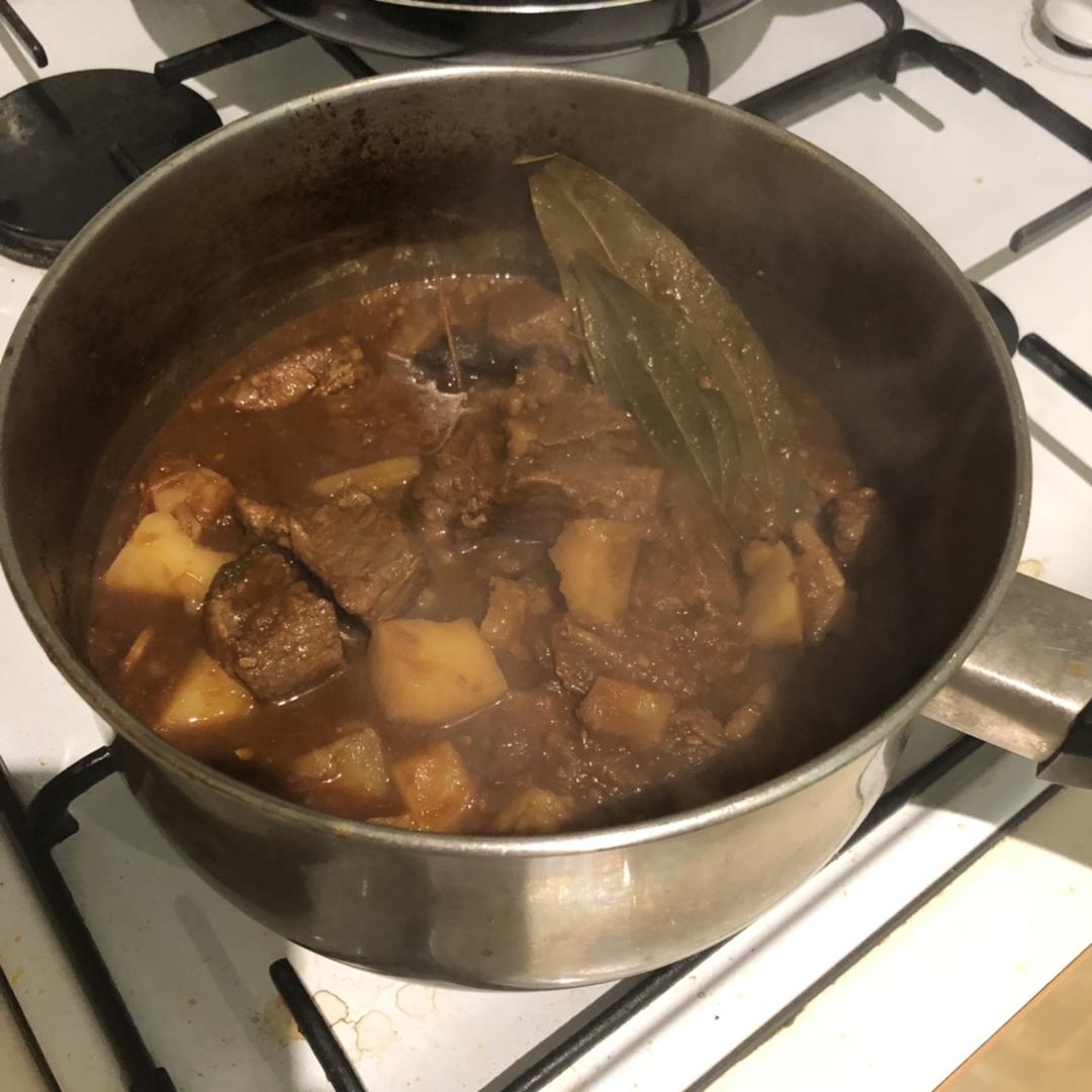 番茄土豆炖牛腩