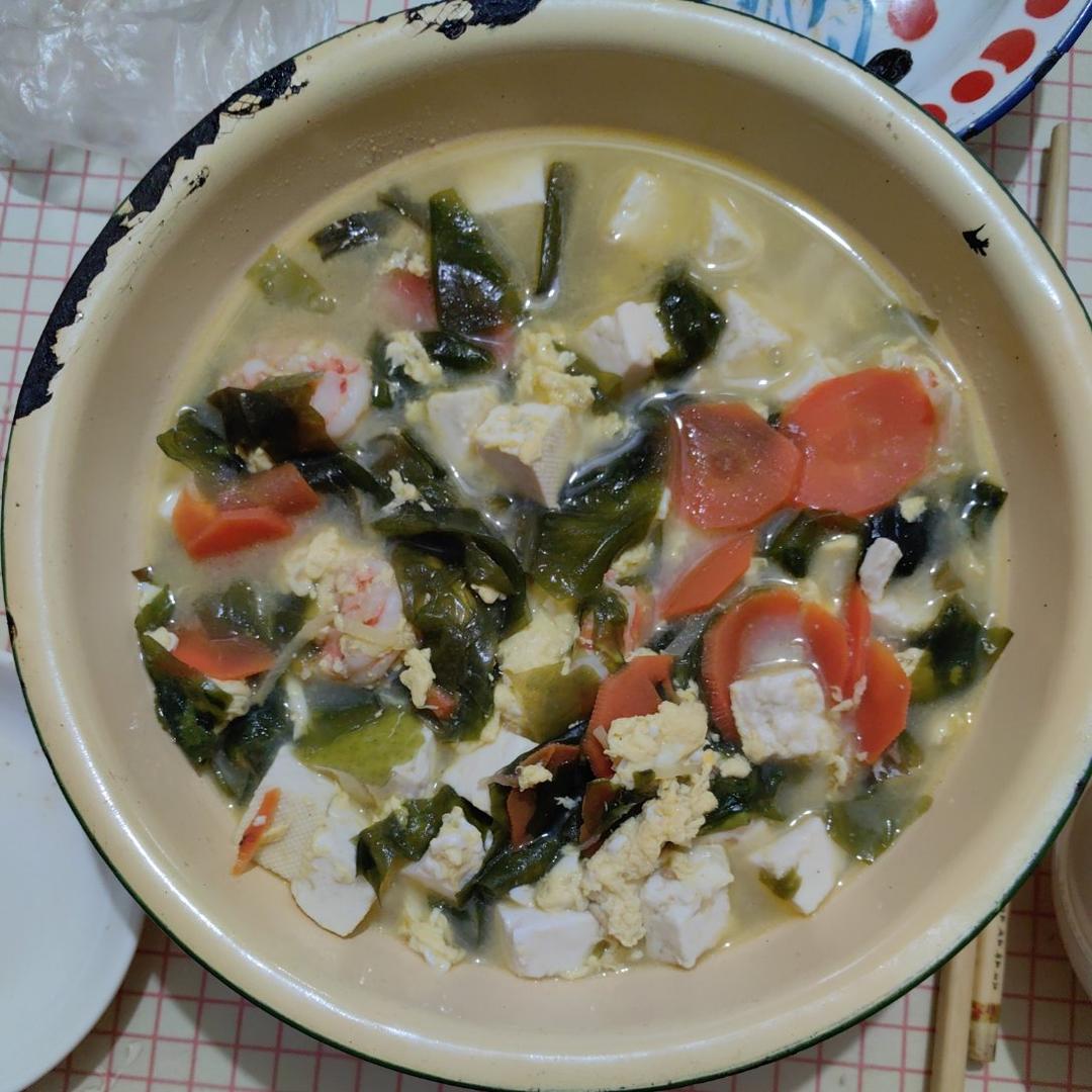 孩子增高汤 | 虾仁豆腐裙带菜汤