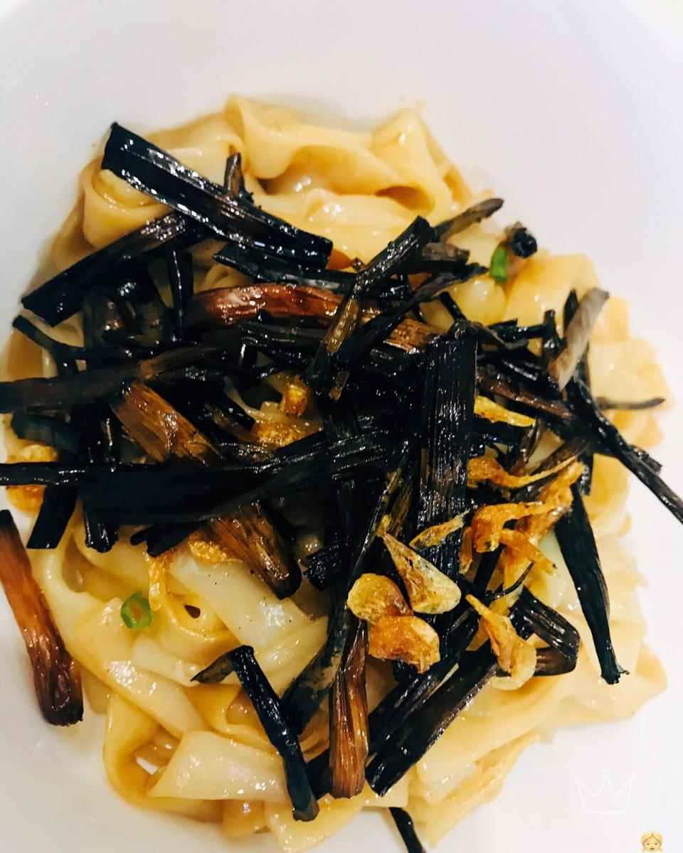 葱油拌面Spring Onion Noodles