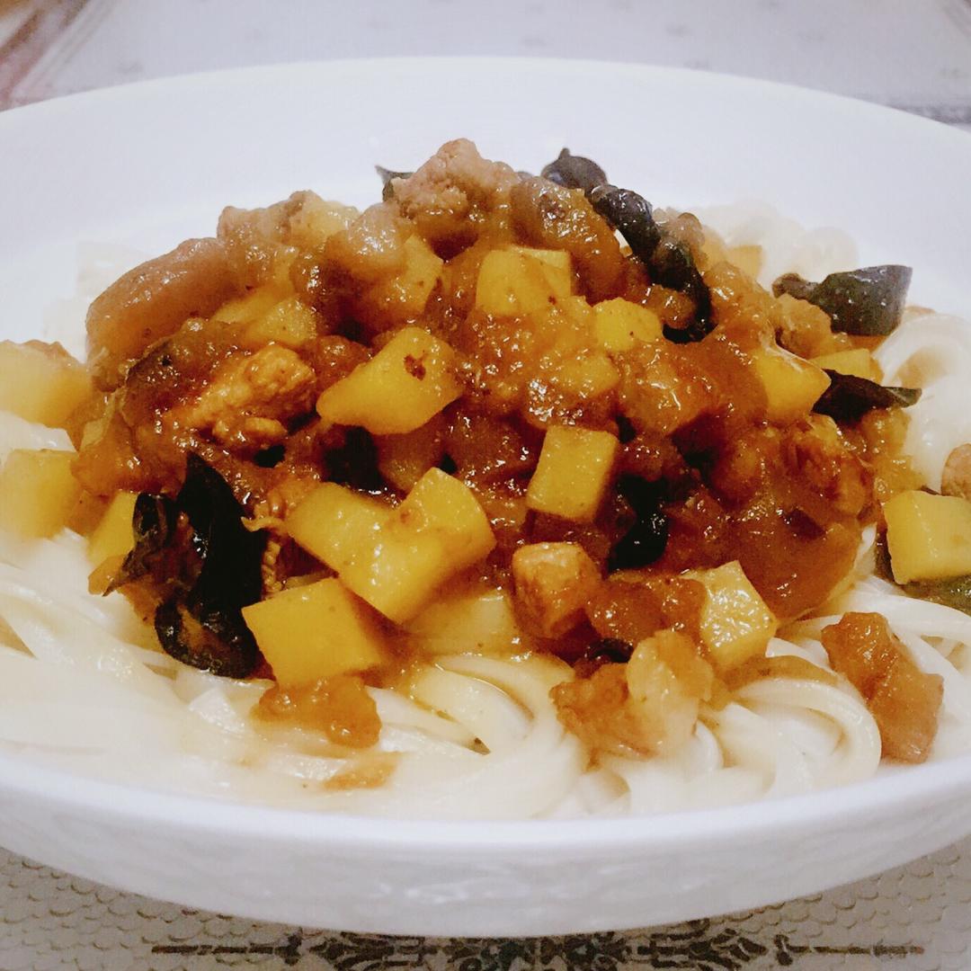 zz_5evy做的土豆茄子打卤面(超简单超美味)
