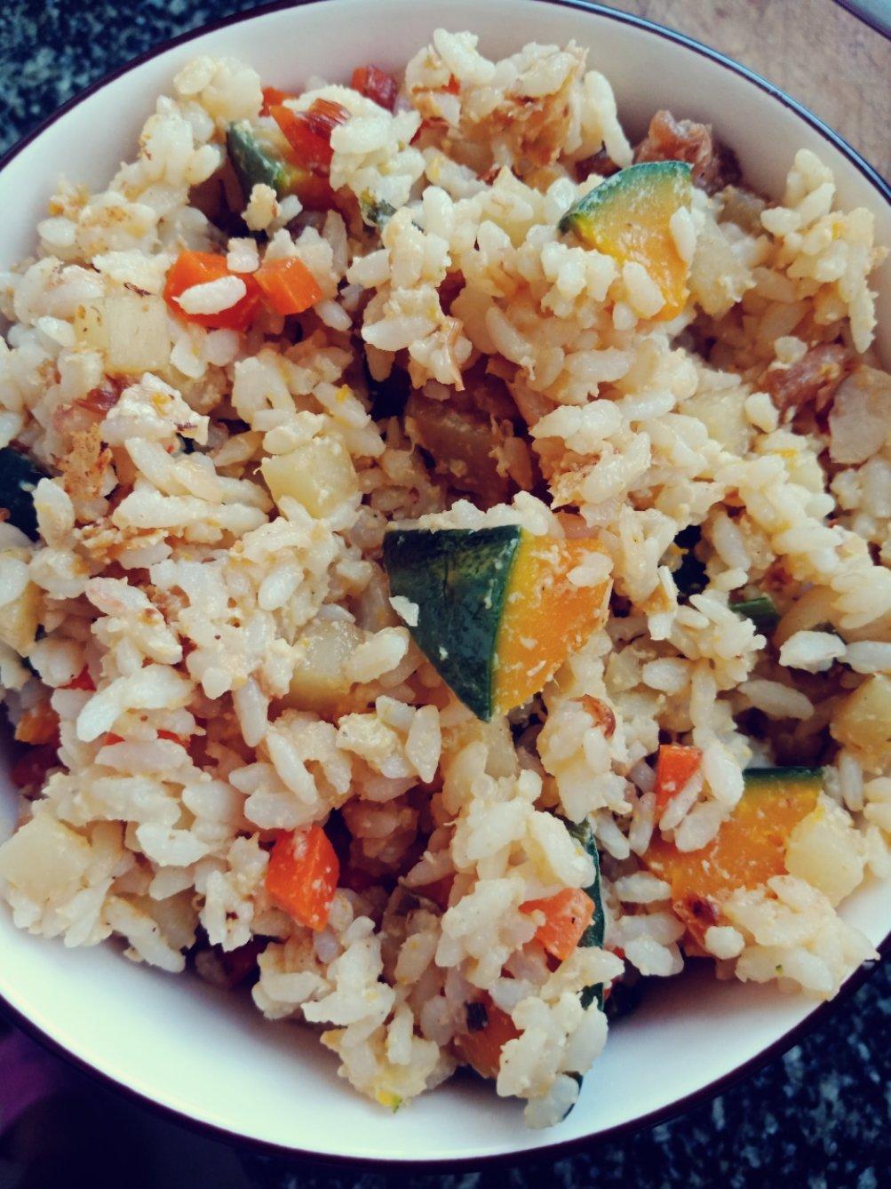 美味到不行的南瓜饭