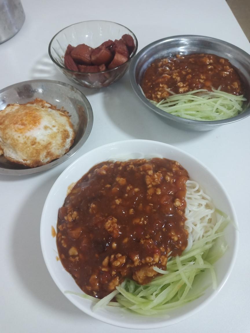 简单好吃的番茄肉酱面