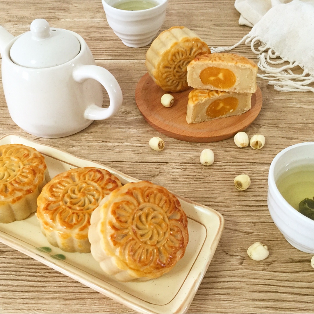 【曼食慢语】蛋黄莲蓉月饼