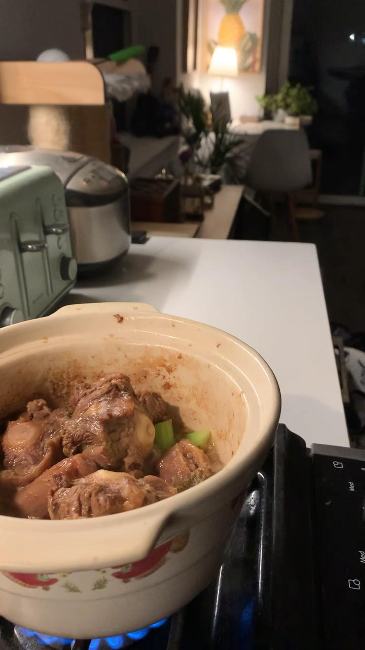 红烧牛尾（简单易上手好吃到炸！！）