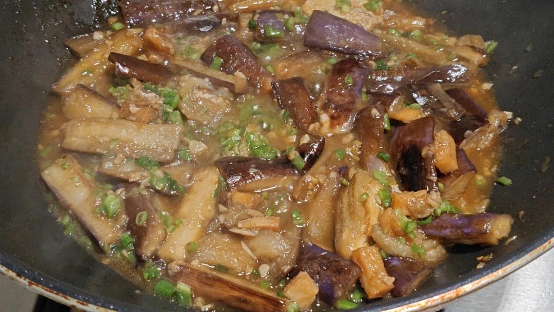 咸鱼茄子煲
