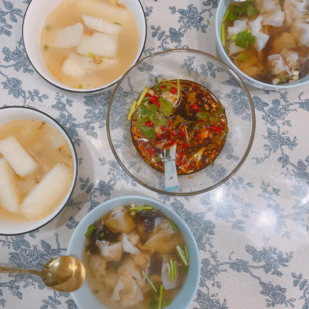 捞汁花甲的地位无菜能及