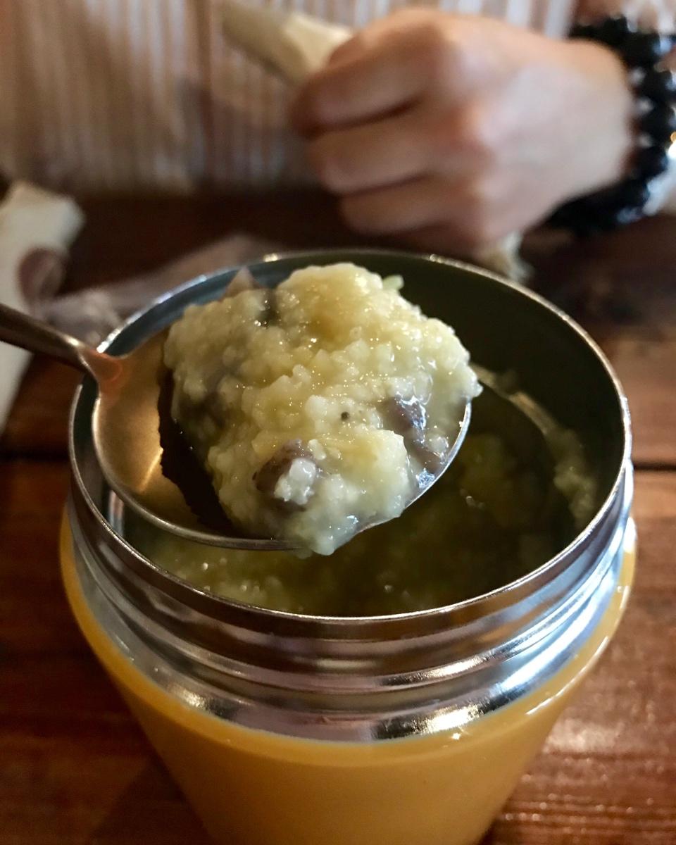 终于熬出一锅有厚厚米油的小米粥