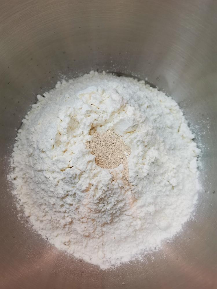 纯奶手撕吐司的做法 步骤1