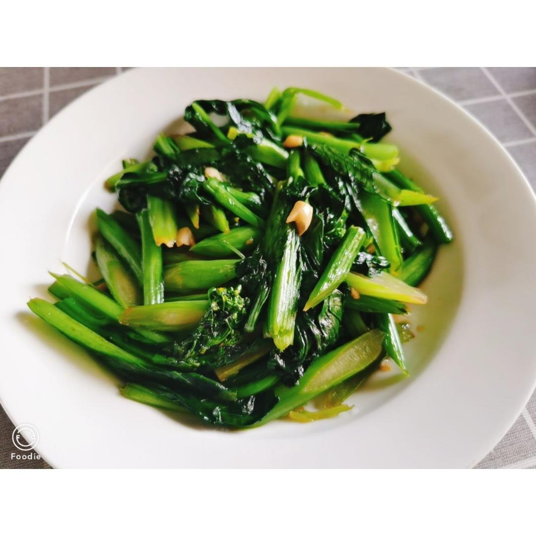 蒜蓉炒迟菜心