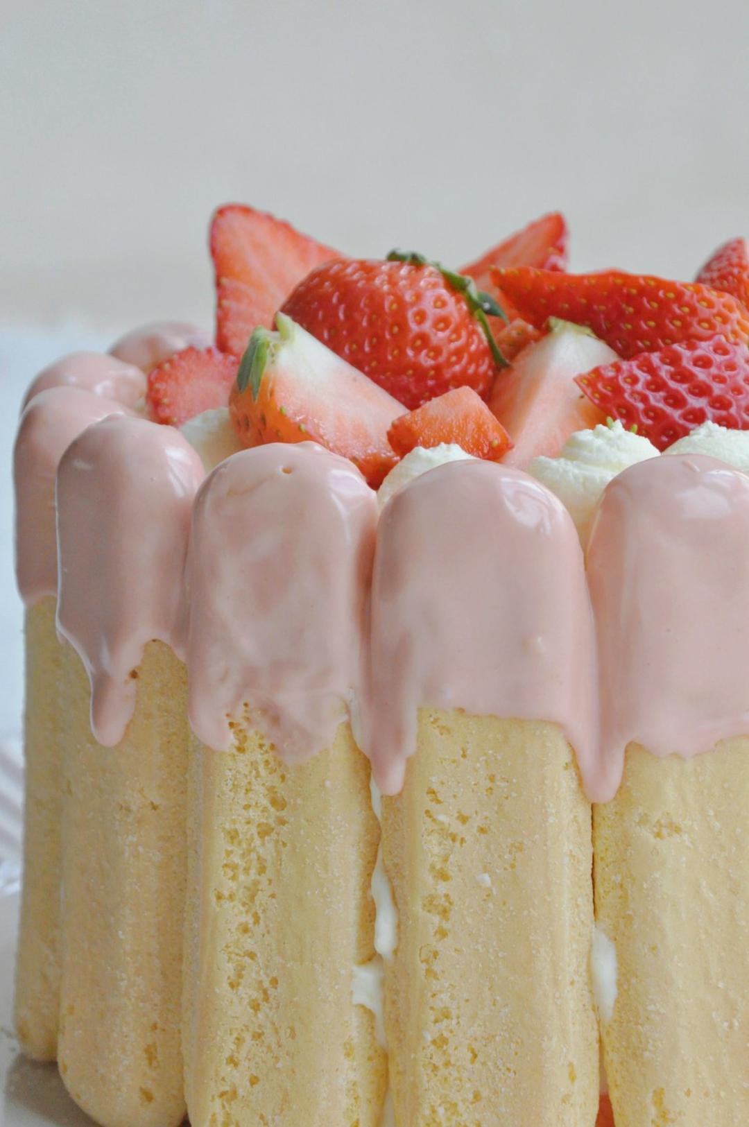 搬运【草莓夏洛特蛋糕】—cooking tree