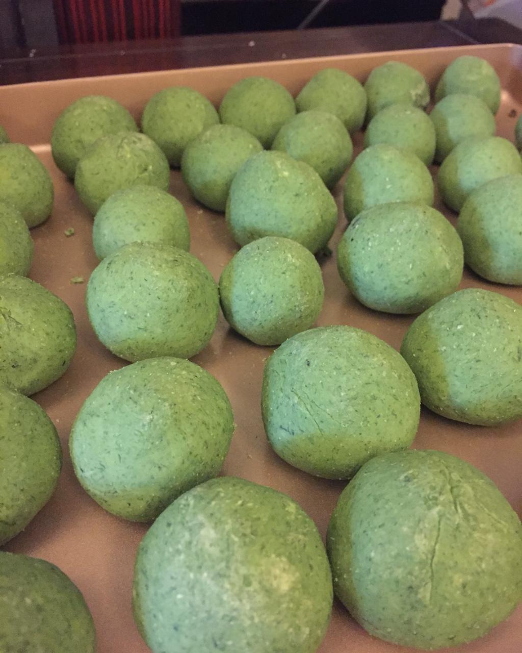 我家的传统客家艾糍、黄糍