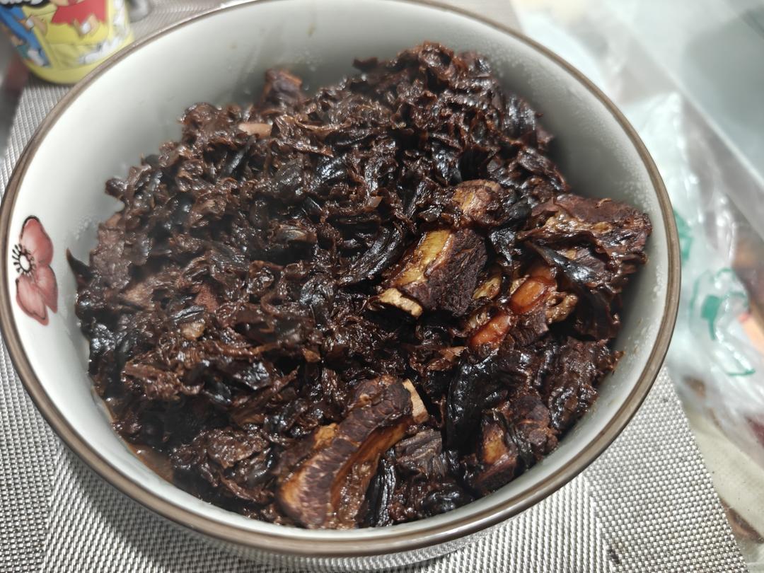 梅干菜烧排骨