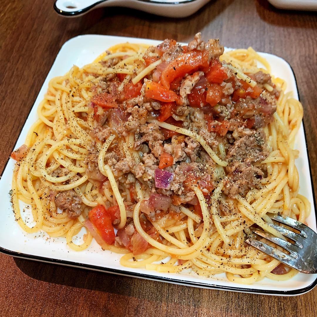 番茄肉酱意大利面
