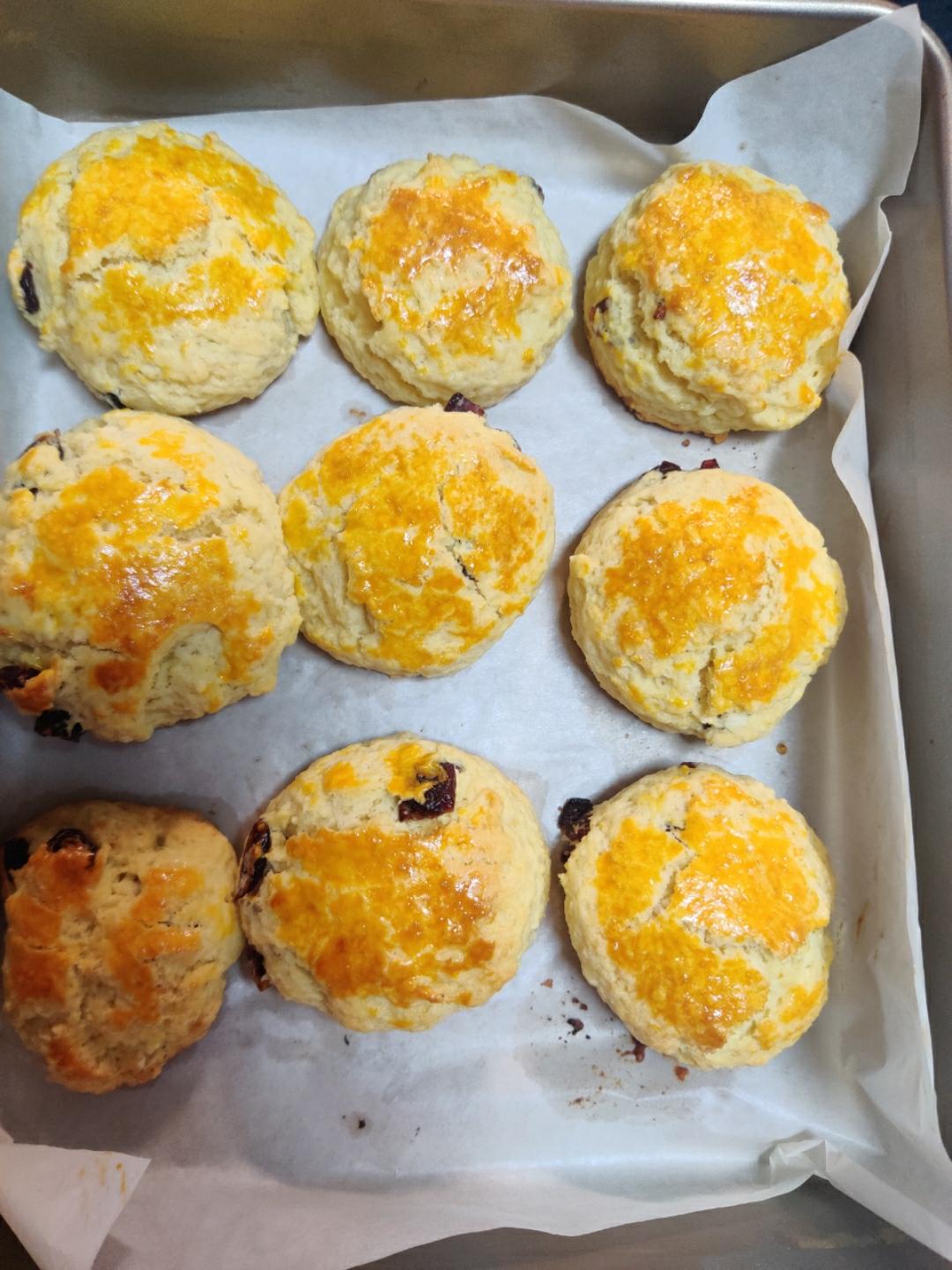 完美裂纹～百分百成功的超好吃奶香司康（禁止搬运）