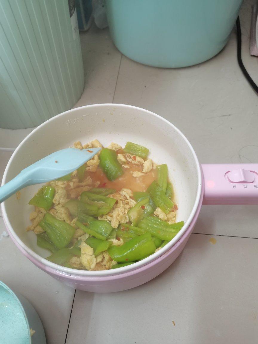 青椒炒蛋
