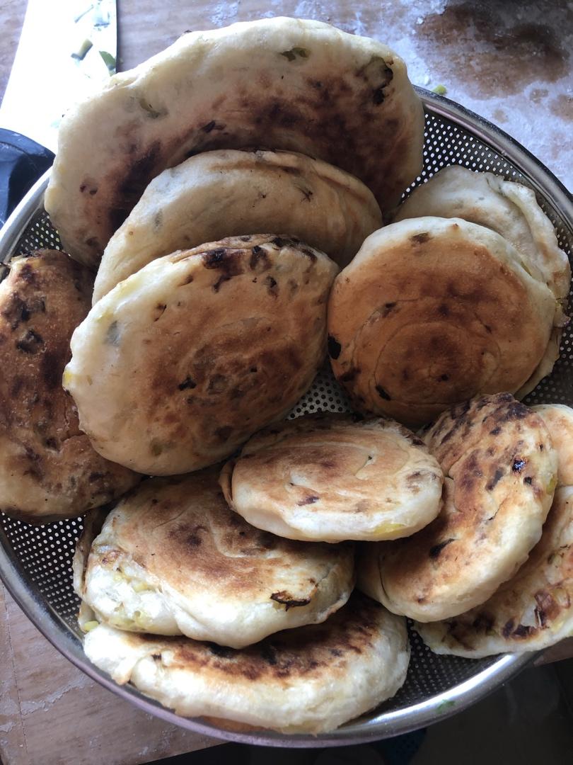 发面葱油饼