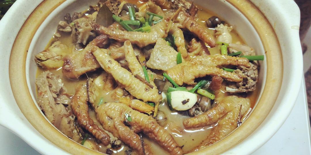 超入味的鸡爪煲，吃过就忘不了